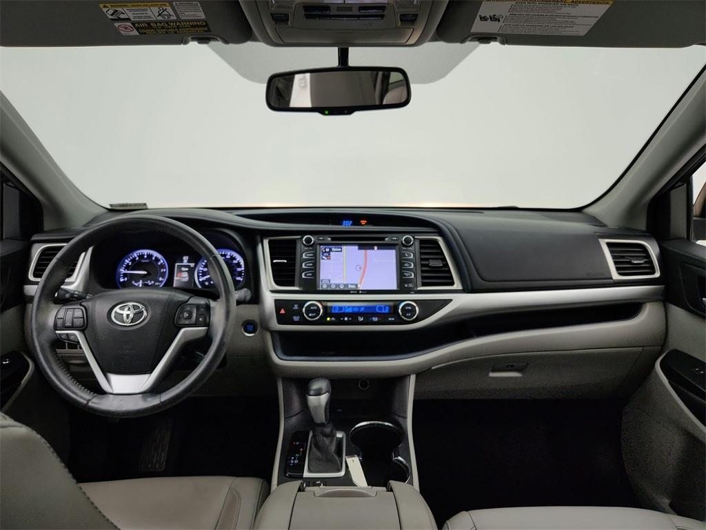 used 2015 Toyota Highlander car, priced at $18,997
