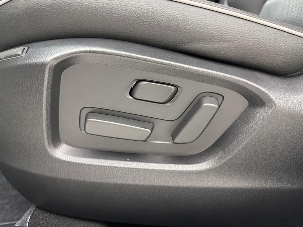 new 2025 Mazda CX-5 car, priced at $27,536