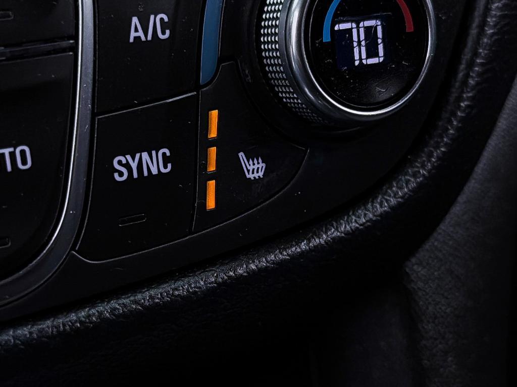 used 2022 Chevrolet Equinox car, priced at $18,997