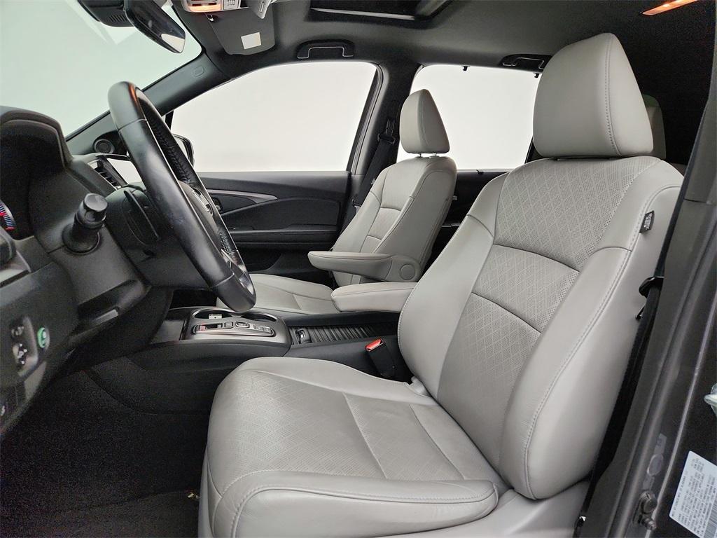 used 2021 Honda Passport car, priced at $25,992