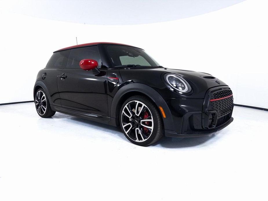 used 2022 MINI Hardtop car, priced at $30,970