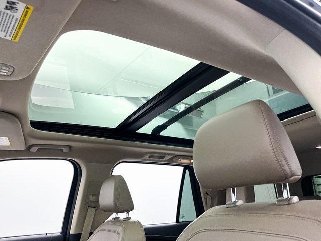 used 2024 Ford Expedition car, priced at $52,990