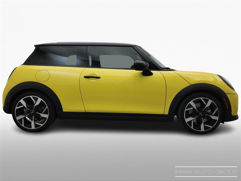 used 2025 MINI Hardtop car, priced at $29,995