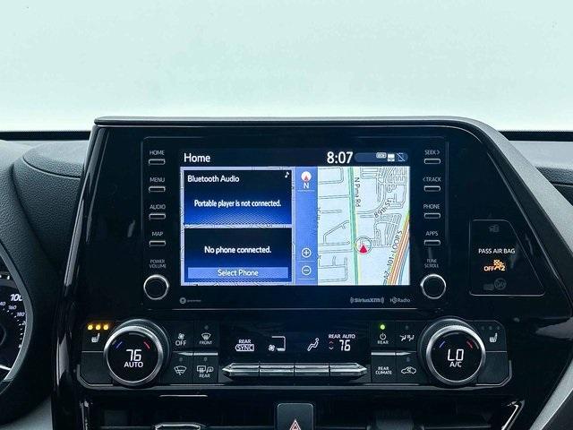 used 2022 Toyota Highlander car, priced at $37,997