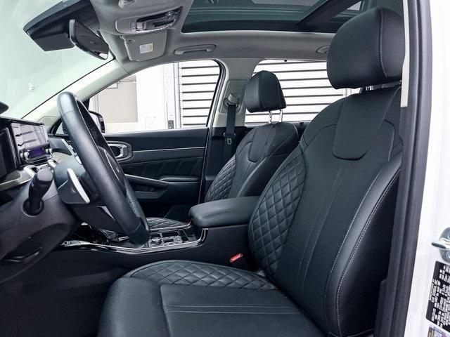used 2023 Kia Sorento car