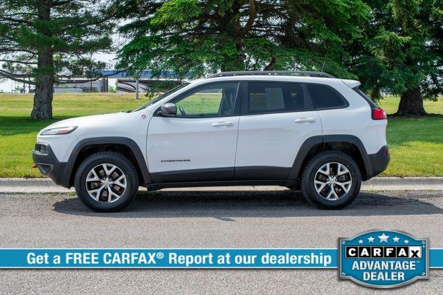 used 2016 Jeep Cherokee car, priced at $12,995