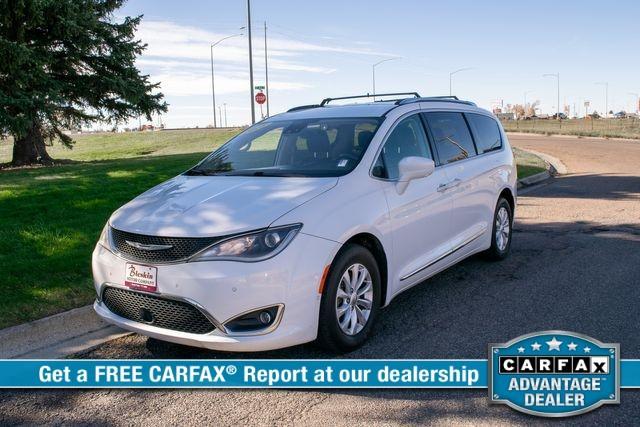 used 2018 Chrysler Pacifica car, priced at $14,995