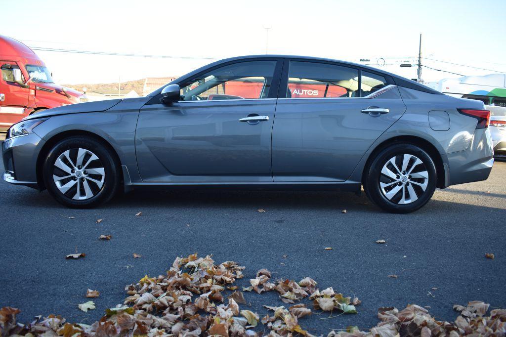 used 2023 Nissan Altima car, priced at $21,349