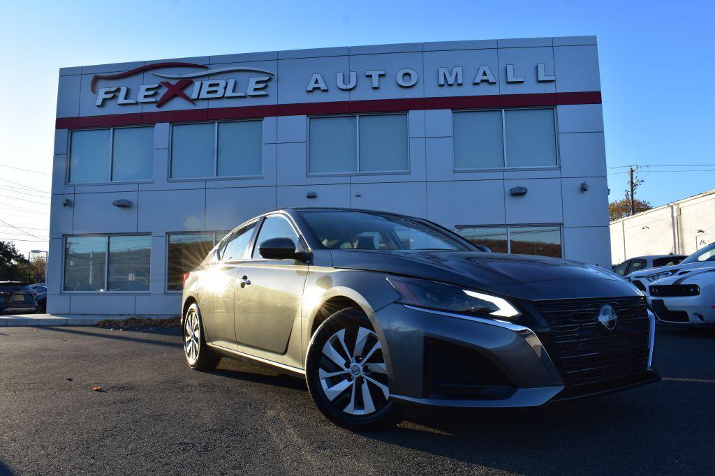 used 2023 Nissan Altima car, priced at $21,349