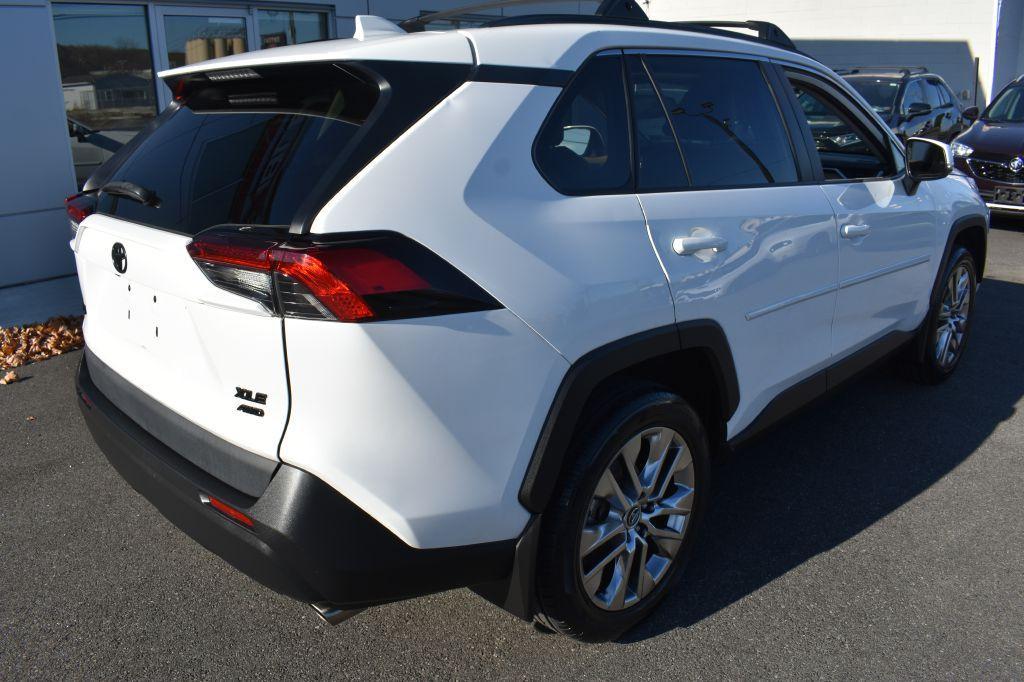 used 2020 Toyota RAV4 car, priced at $25,995