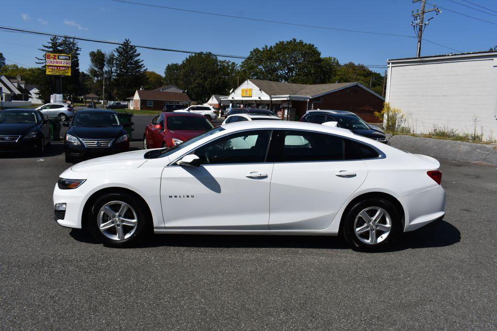 used 2023 Chevrolet Malibu car, priced at $17,995