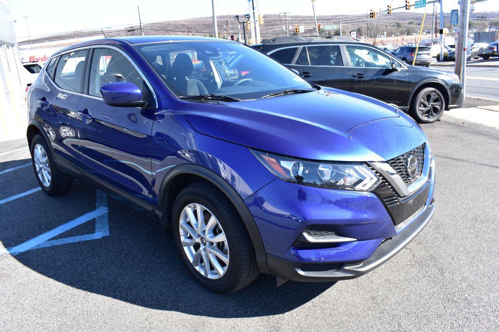 used 2021 Nissan Rogue Sport car, priced at $19,995