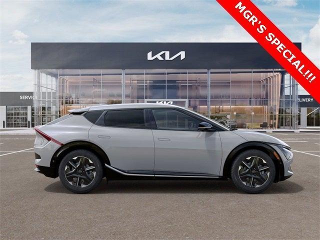 new 2025 Kia EV6 car, priced at $52,340