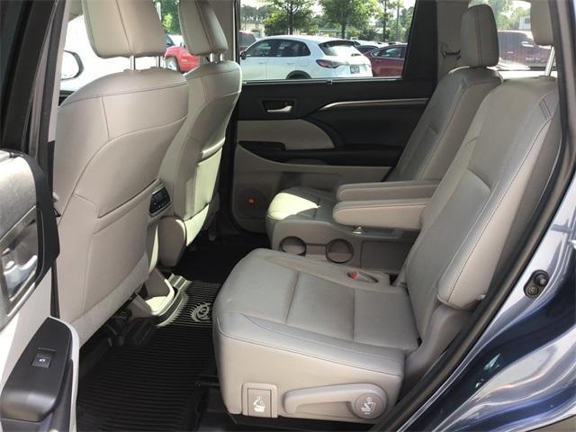 used 2017 Toyota Highlander car, priced at $23,865