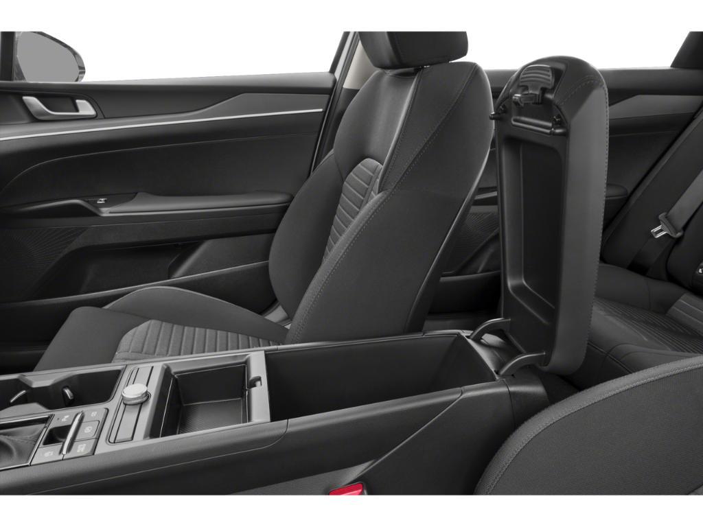 new 2025 Kia K5 car, priced at $28,900