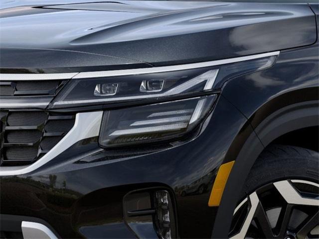 new 2025 Kia Seltos car, priced at $33,170
