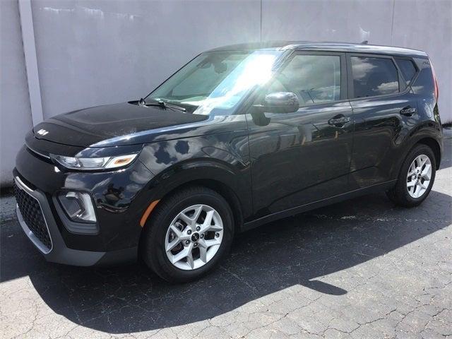 used 2022 Kia Soul car, priced at $14,444