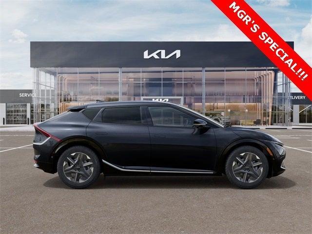 new 2025 Kia EV6 car, priced at $50,040