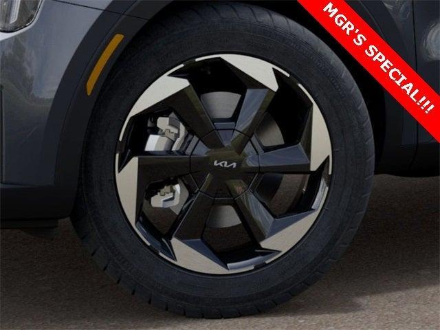 new 2025 Kia Sorento Hybrid car, priced at $42,090
