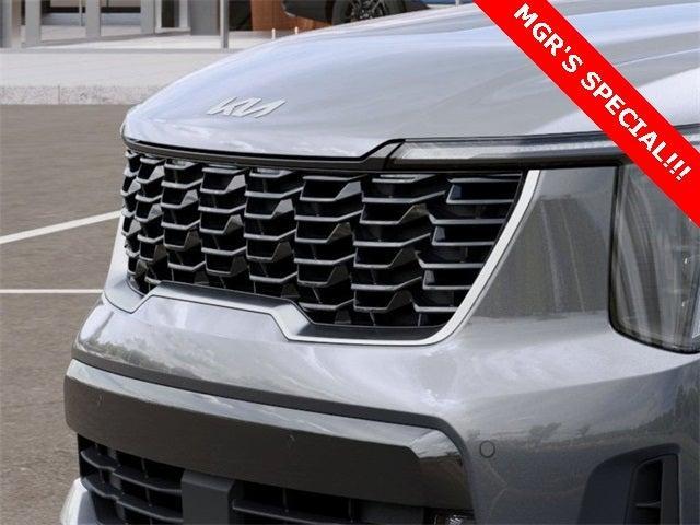new 2025 Kia Sorento Hybrid car, priced at $42,090
