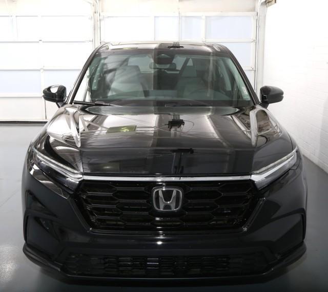 new 2025 Honda CR-V car, priced at $33,700