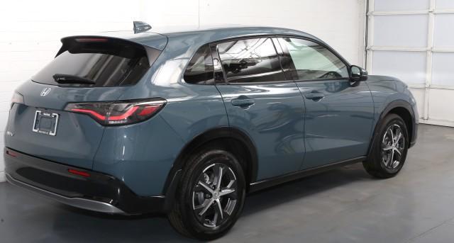 new 2025 Honda HR-V car, priced at $32,850