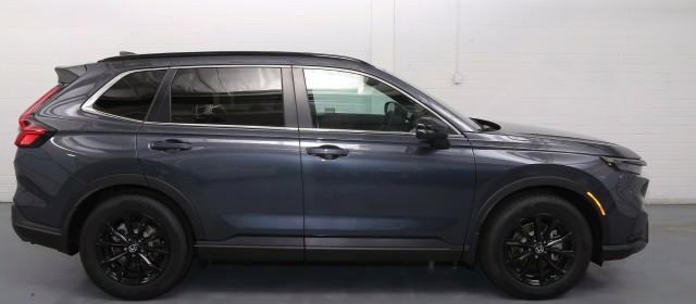 new 2025 Honda CR-V car, priced at $40,500