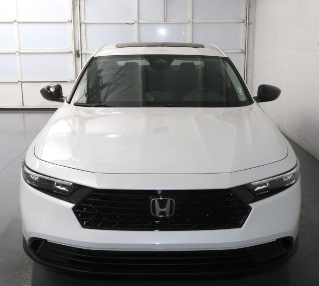 new 2025 Honda Accord car, priced at $30,915