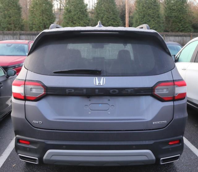 used 2024 Honda Pilot car, priced at $44,498