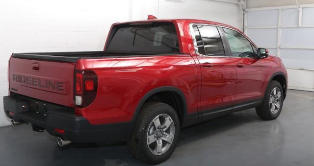 new 2025 Honda Ridgeline car, priced at $42,635