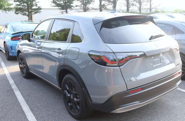 used 2025 Honda HR-V car, priced at $27,999
