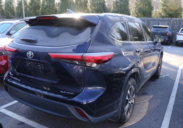 used 2021 Toyota Highlander car, priced at $31,999