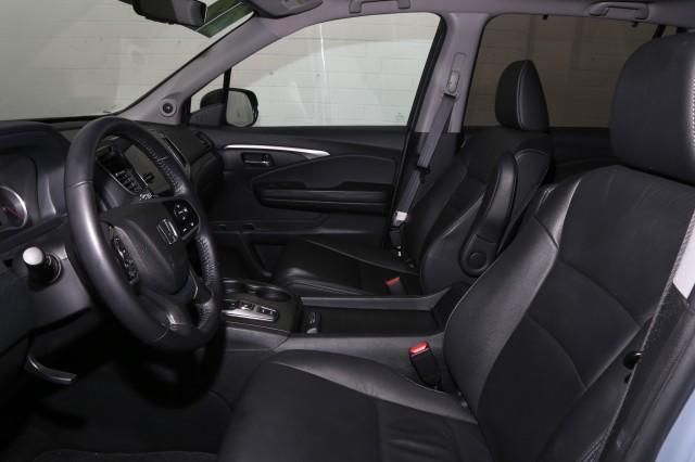 used 2022 Honda Pilot car, priced at $31,999