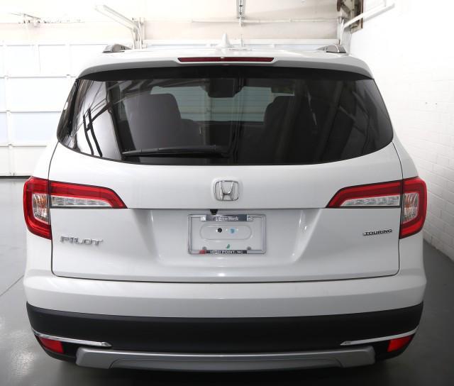 used 2021 Honda Pilot car, priced at $32,999