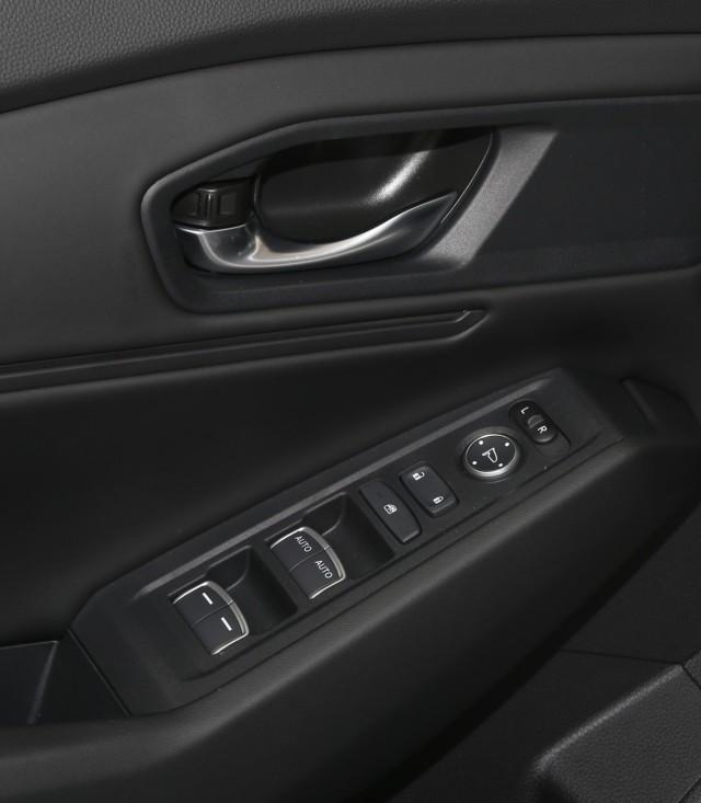 new 2025 Honda Accord car, priced at $30,915