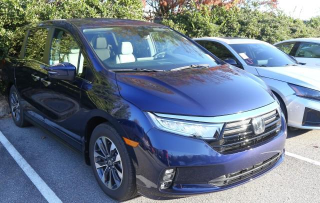 used 2024 Honda Odyssey car, priced at $40,999