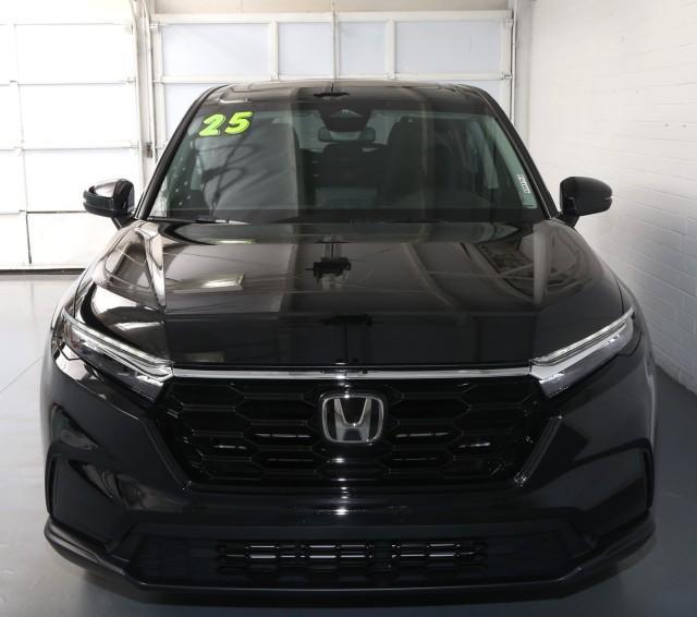 used 2025 Honda CR-V car, priced at $32,799