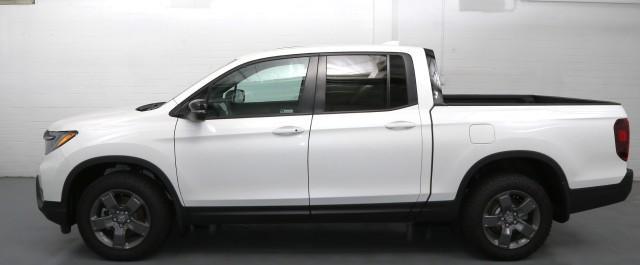 new 2025 Honda Ridgeline car, priced at $47,230