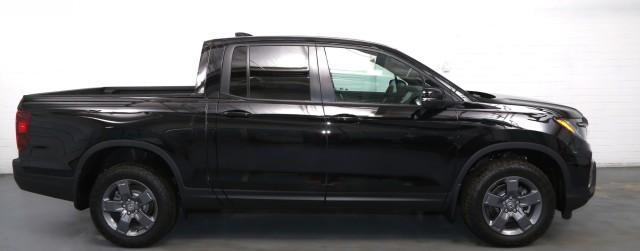 new 2025 Honda Ridgeline car, priced at $46,775