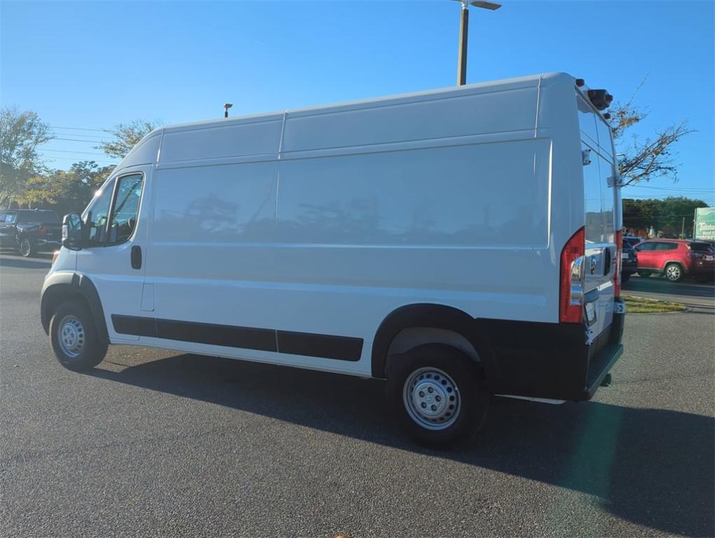 new 2025 Ram ProMaster 2500 car, priced at $47,999