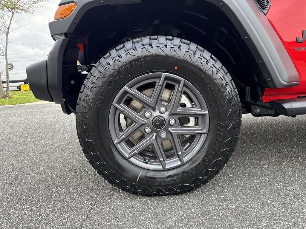new 2025 Jeep Wrangler car, priced at $49,512