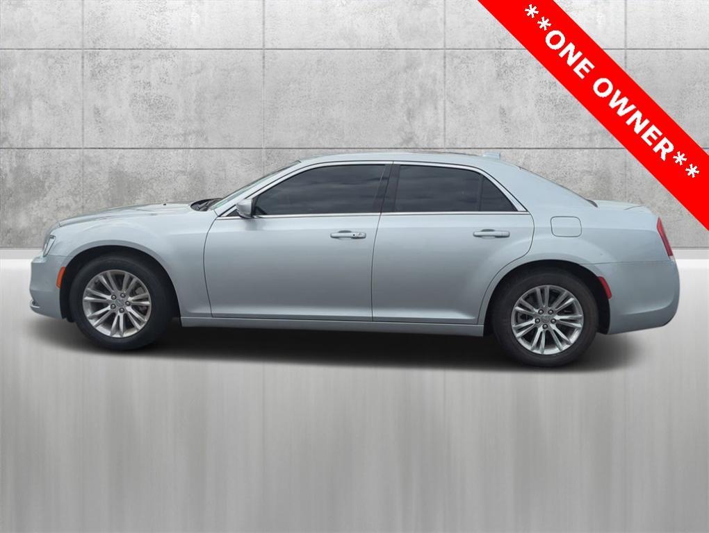 used 2021 Chrysler 300 car, priced at $22,998