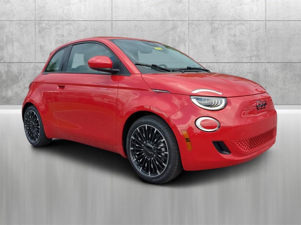 new 2024 FIAT 500e car, priced at $34,095