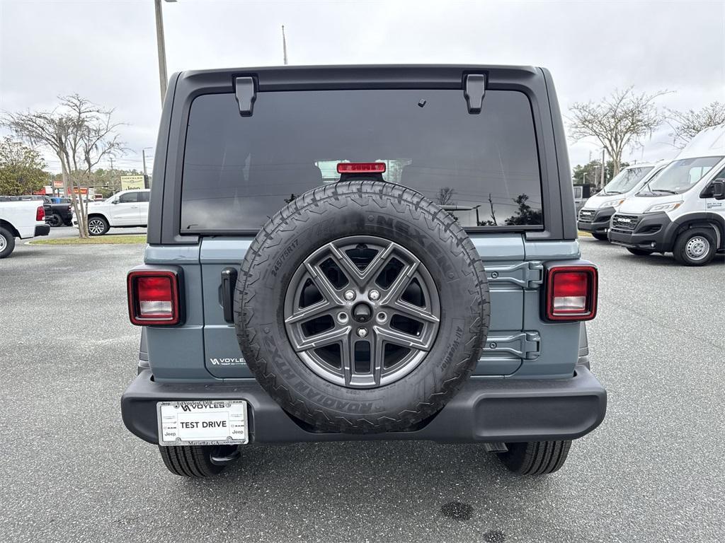 new 2024 Jeep Wrangler car, priced at $46,833