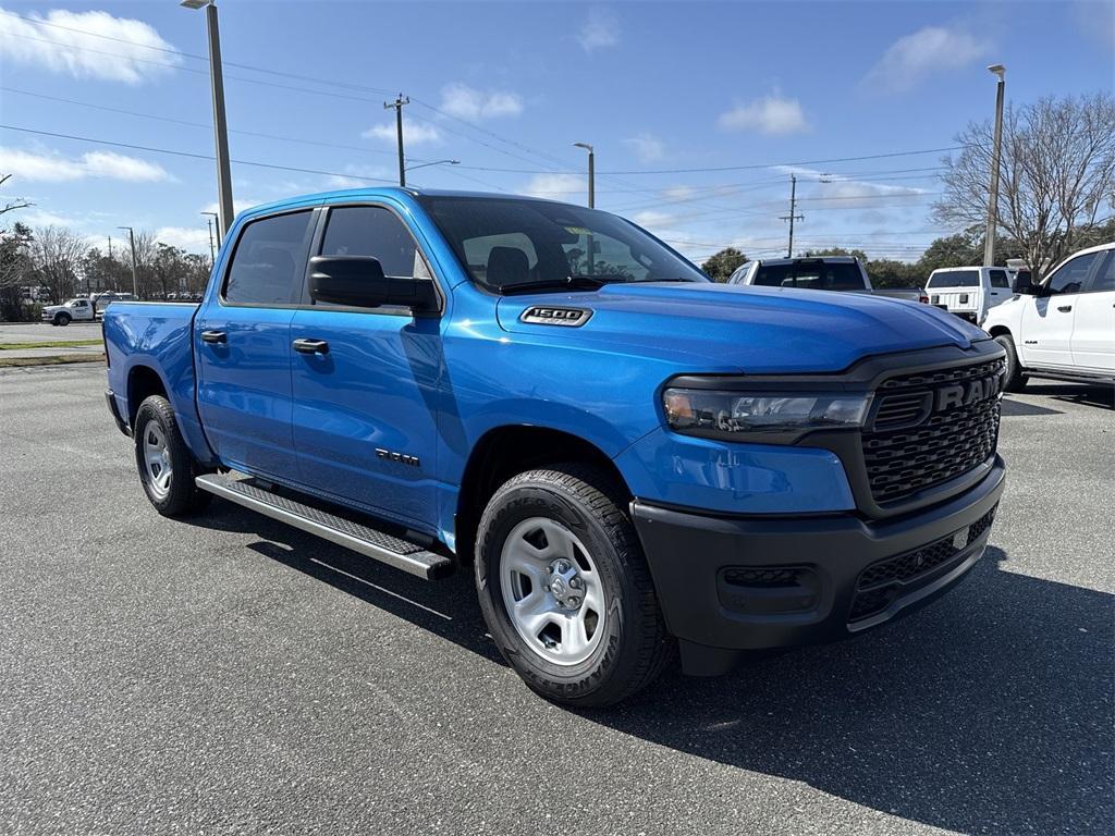 new 2025 Ram 1500 car, priced at $46,702