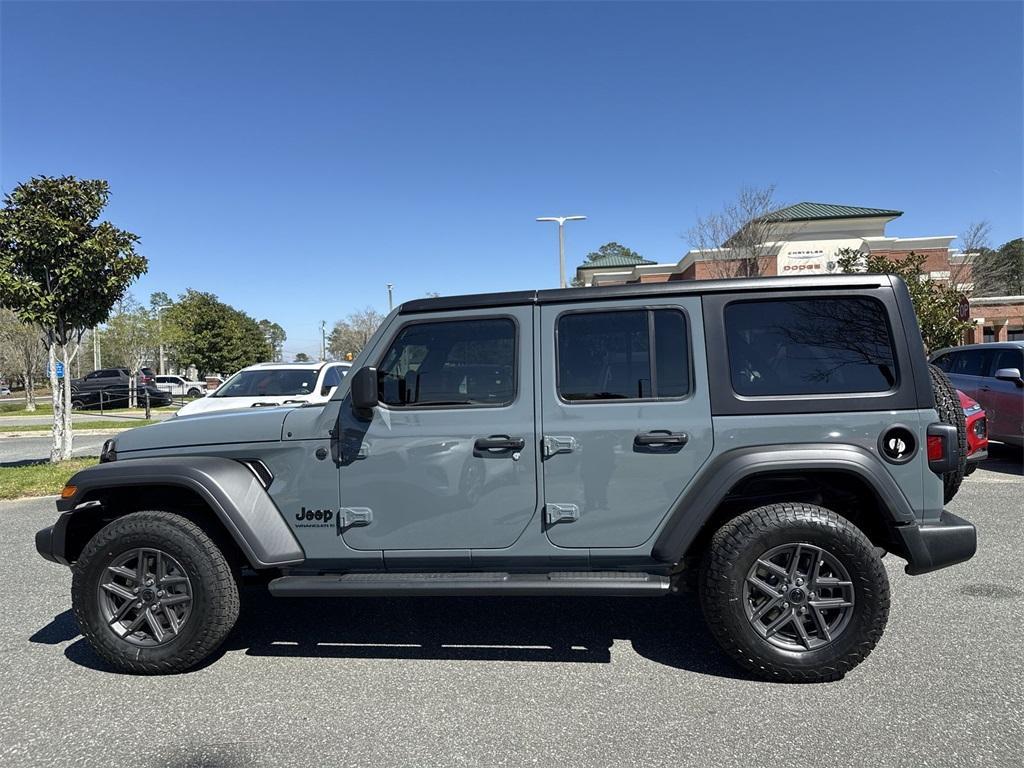 new 2025 Jeep Wrangler car, priced at $49,512