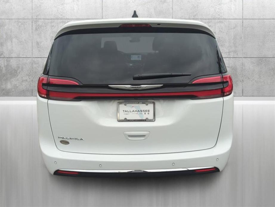 new 2024 Chrysler Pacifica car, priced at $38,408