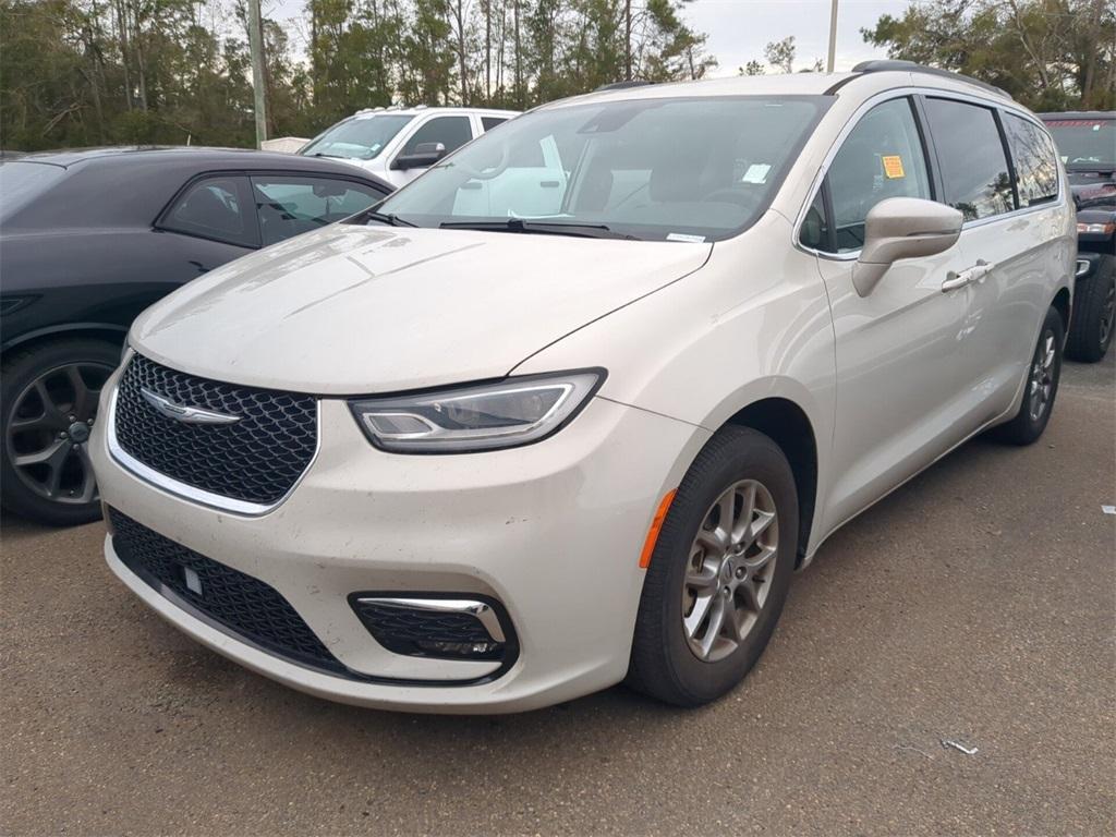 used 2021 Chrysler Pacifica car, priced at $23,998