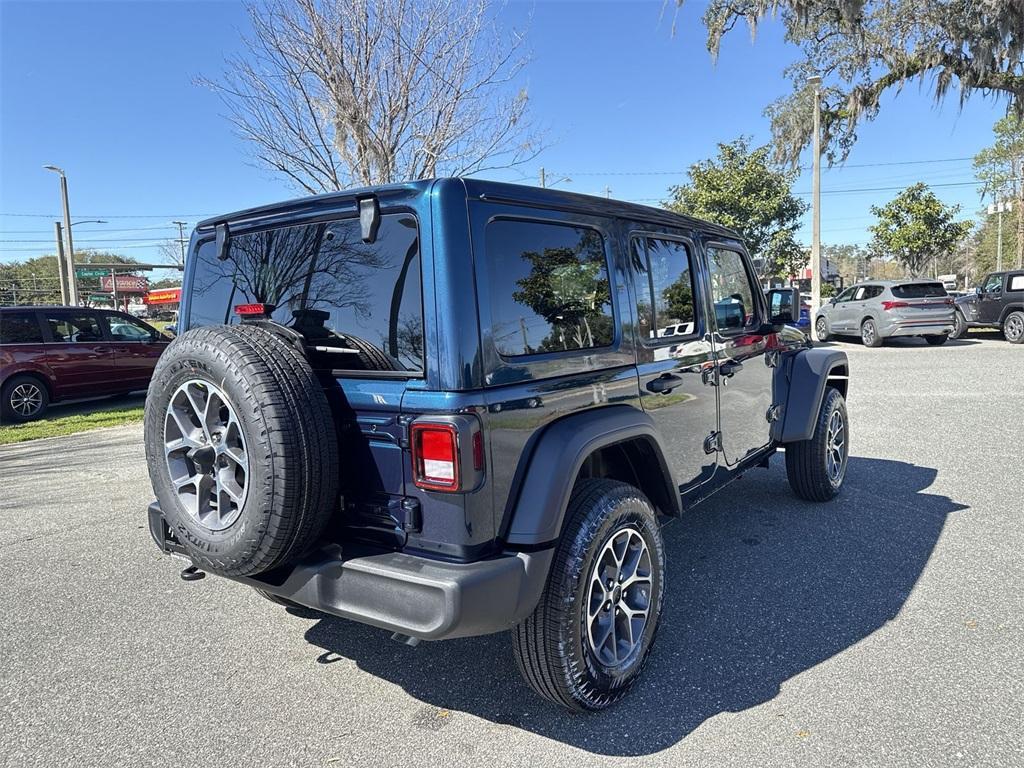 new 2025 Jeep Wrangler car, priced at $47,853