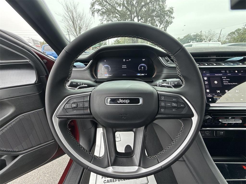 new 2024 Jeep Grand Cherokee L car, priced at $40,972